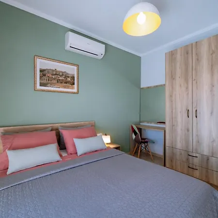 Helianthos - No4 Apartment