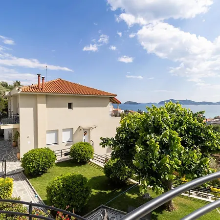 Apartment Helianthos - No4 *