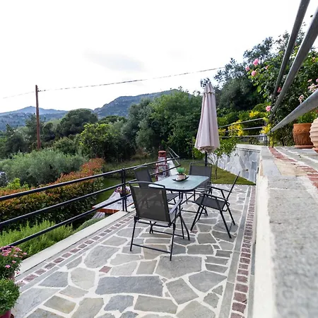 Helianthos - No4 Apartment