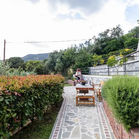 Apartment Helianthos - No4 Palaiontsiflikion