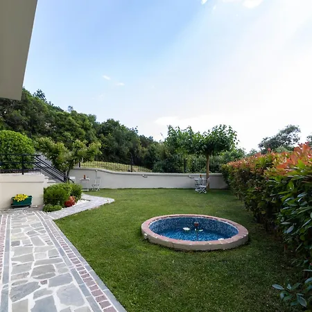 Helianthos - No4 Apartment PalaiónTsiflíkion